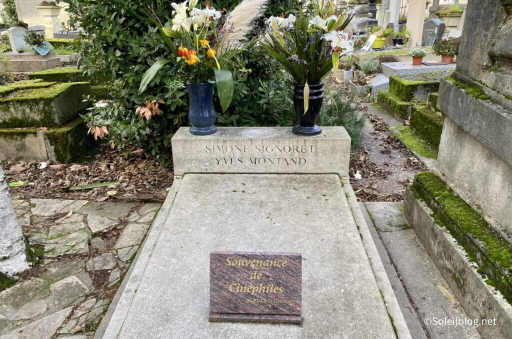 ペール・ラシェーズ墓地, Pere-Lachaise cemetery,  Yves Montant's tomb, イヴ・モンタン墓